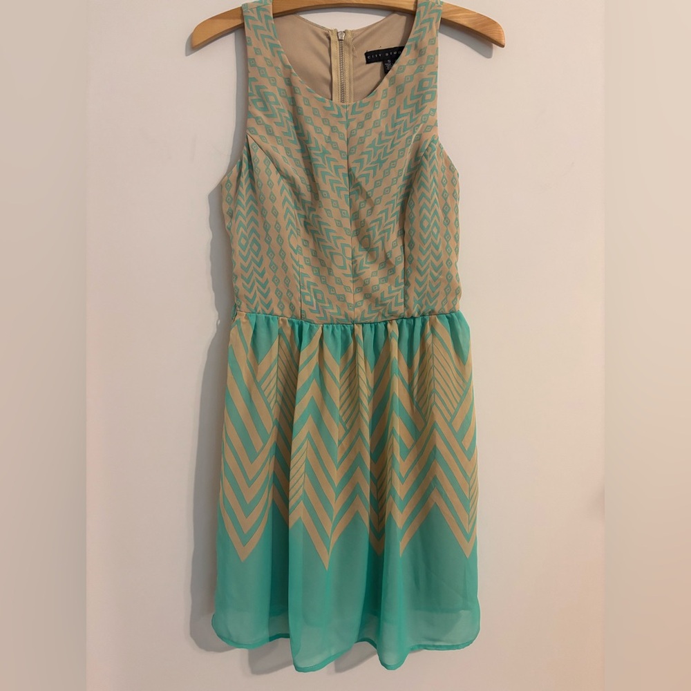 City Studio Geometric Sleeveless Dress